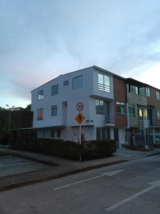 Apartamento Apto Habitación Palonegro *
